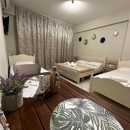 Rias Seaside Apartments Vlorë Buitenkant foto