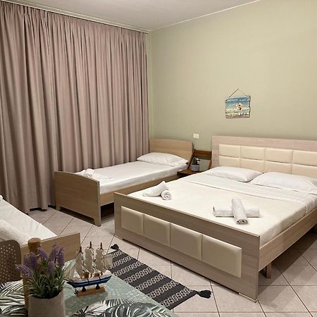 Rias Seaside Apartments Vlorë Buitenkant foto