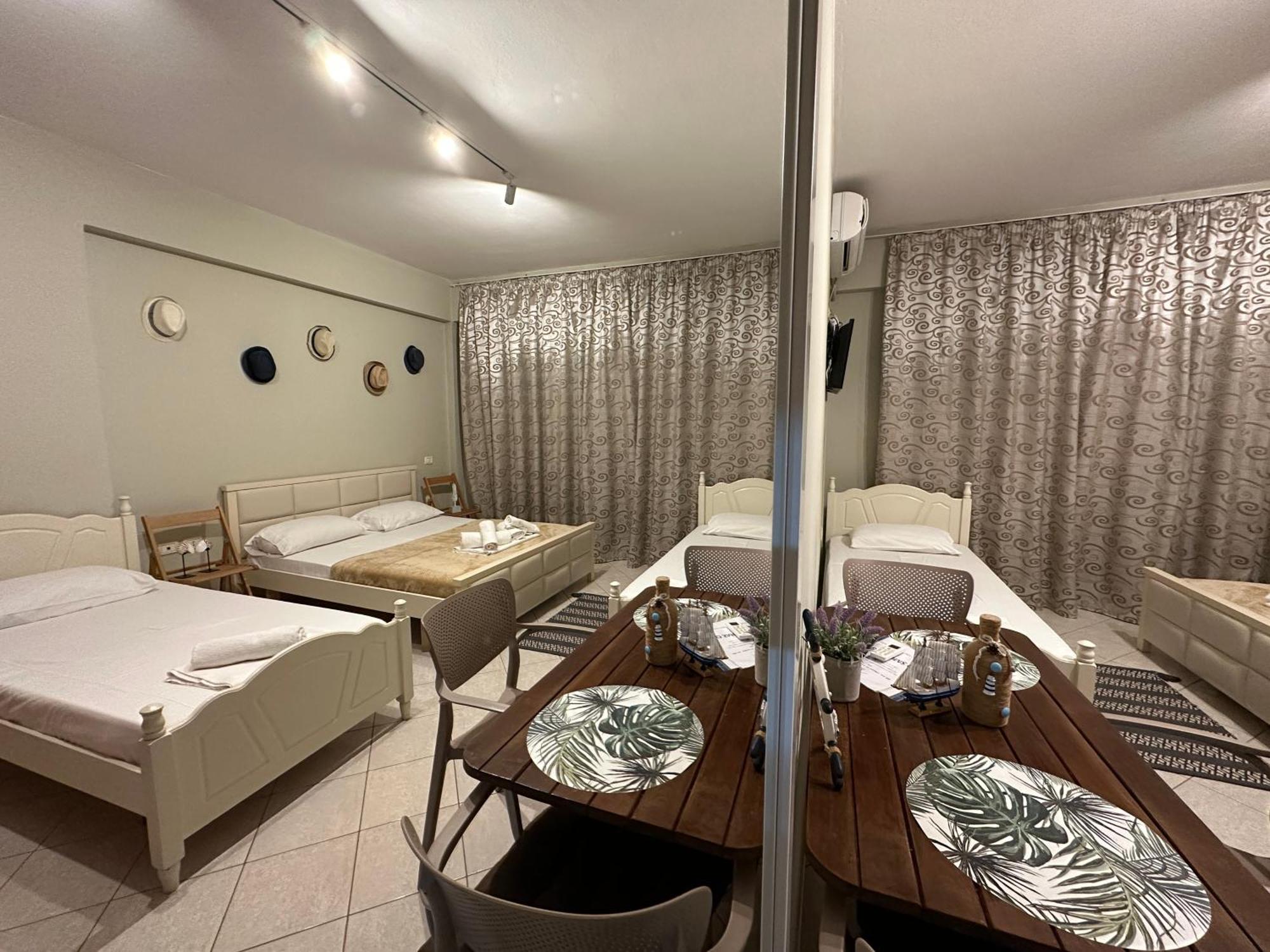 Rias Seaside Apartments Vlorë Buitenkant foto