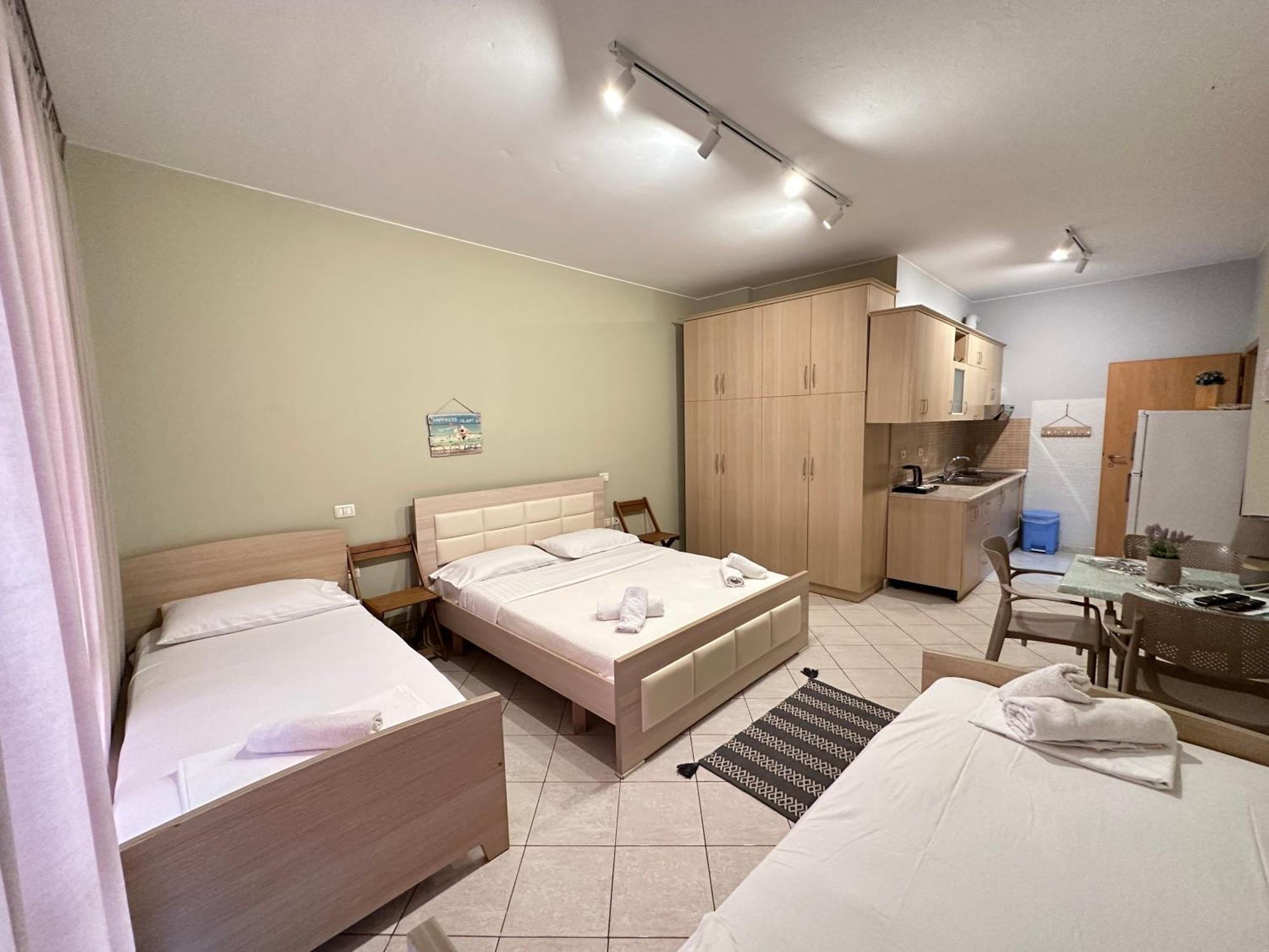 Rias Seaside Apartments Vlorë Buitenkant foto