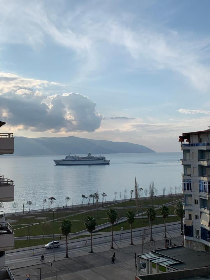 Rias Seaside Apartments Vlorë Buitenkant foto